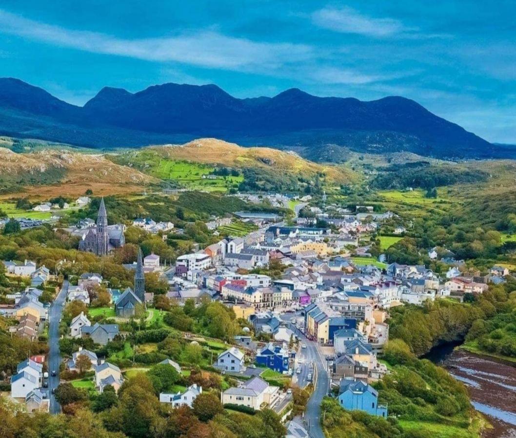 Clifden Apartment Bagian luar foto