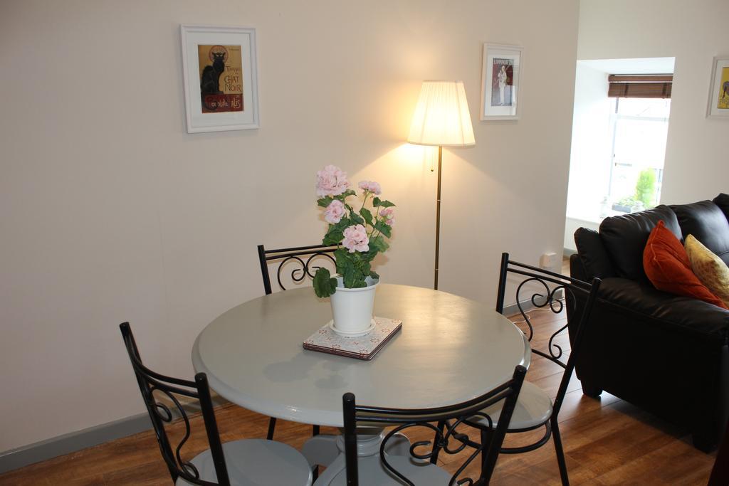 Clifden Apartment Bagian luar foto