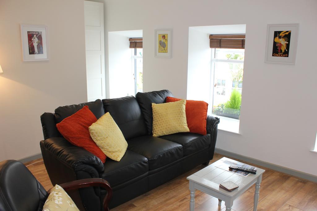 Clifden Apartment Bagian luar foto