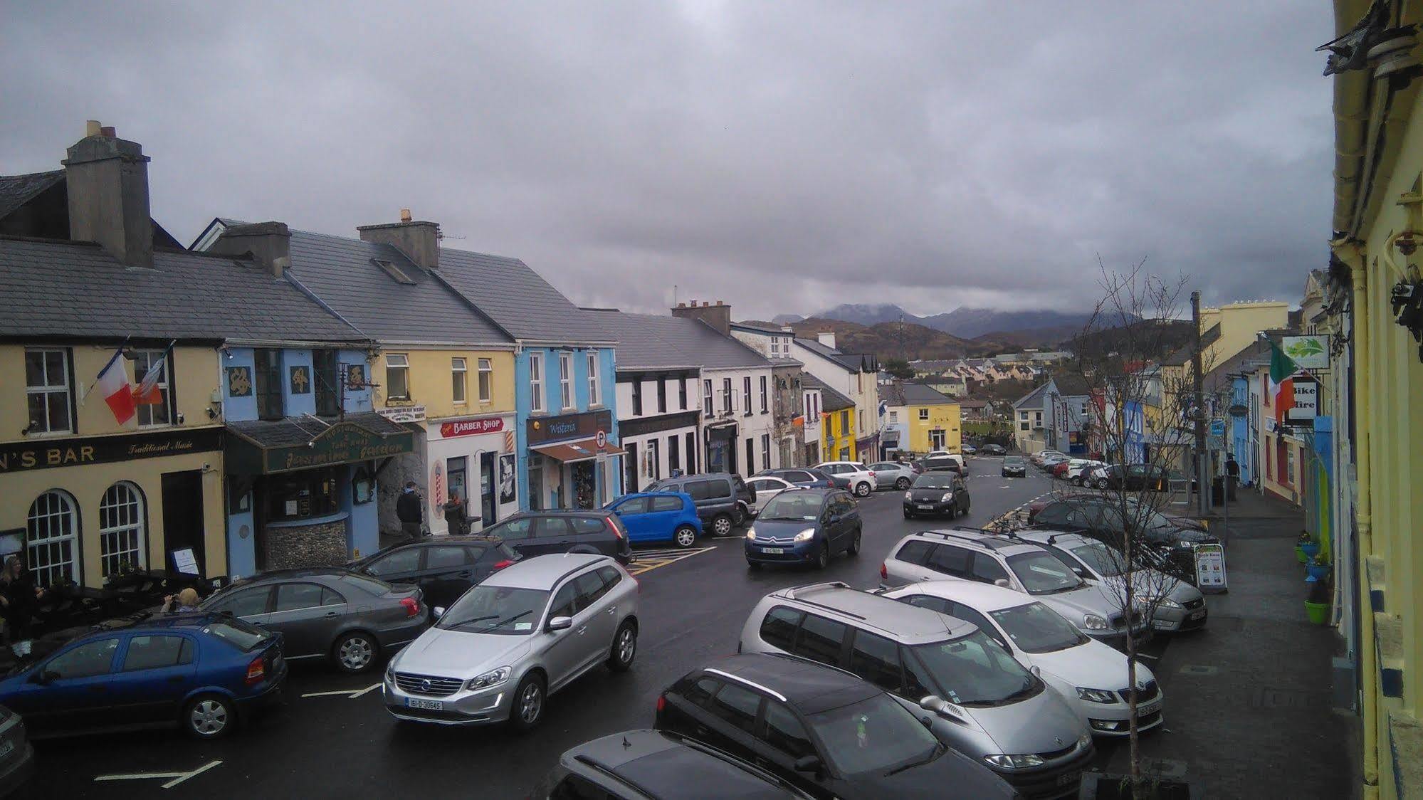 Clifden Apartment Bagian luar foto