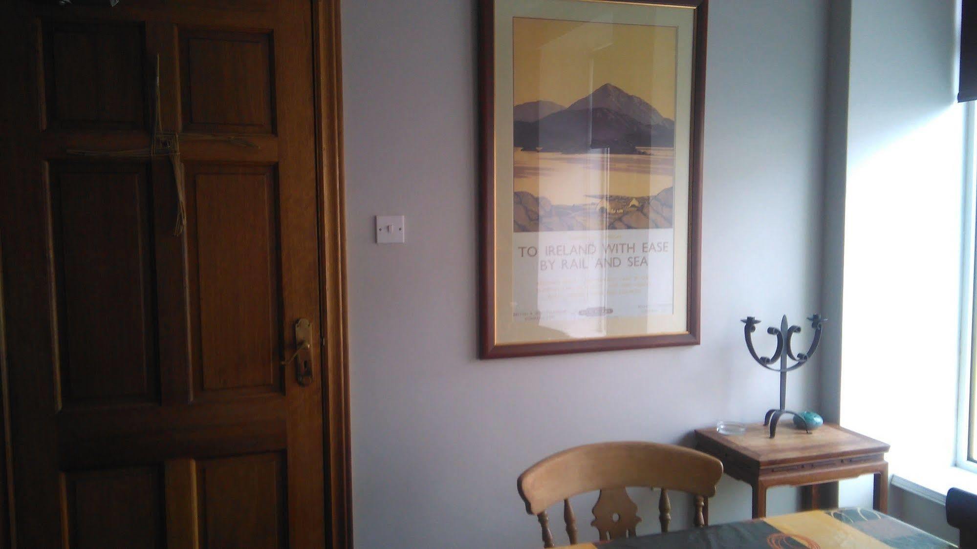 Clifden Apartment Bagian luar foto