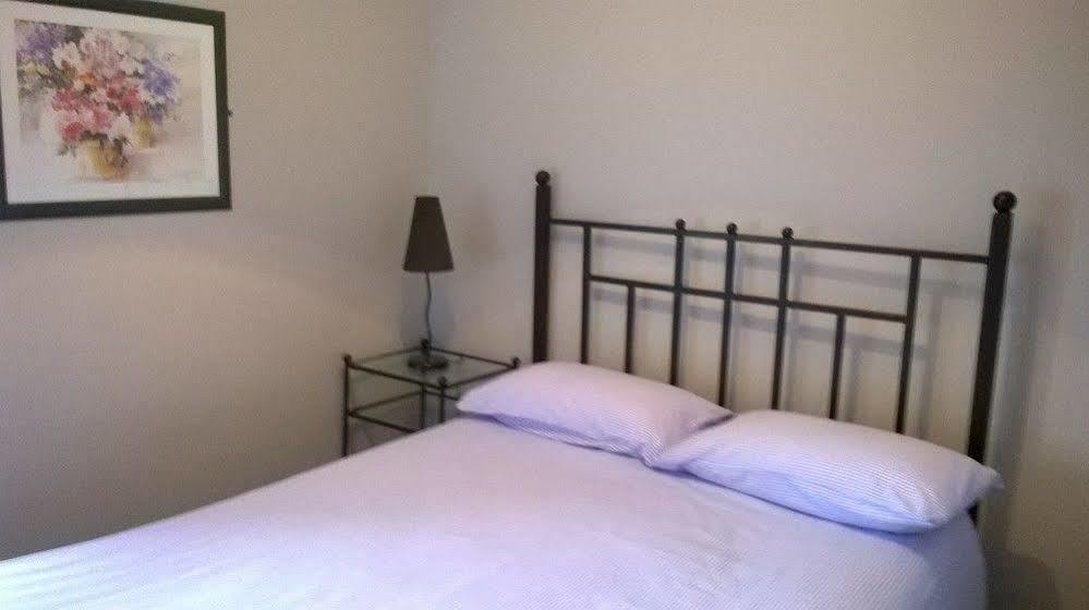 Clifden Apartment Bagian luar foto